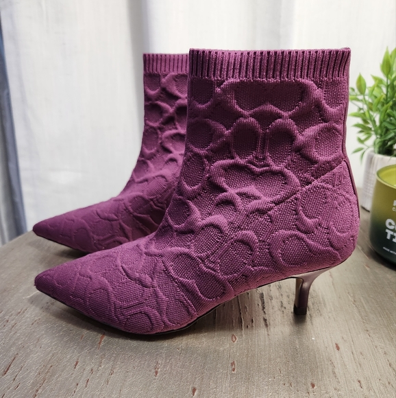 Coach Shoes - New Coach Jade Knit Logo Purple Ankle Bootie Boots 5.5